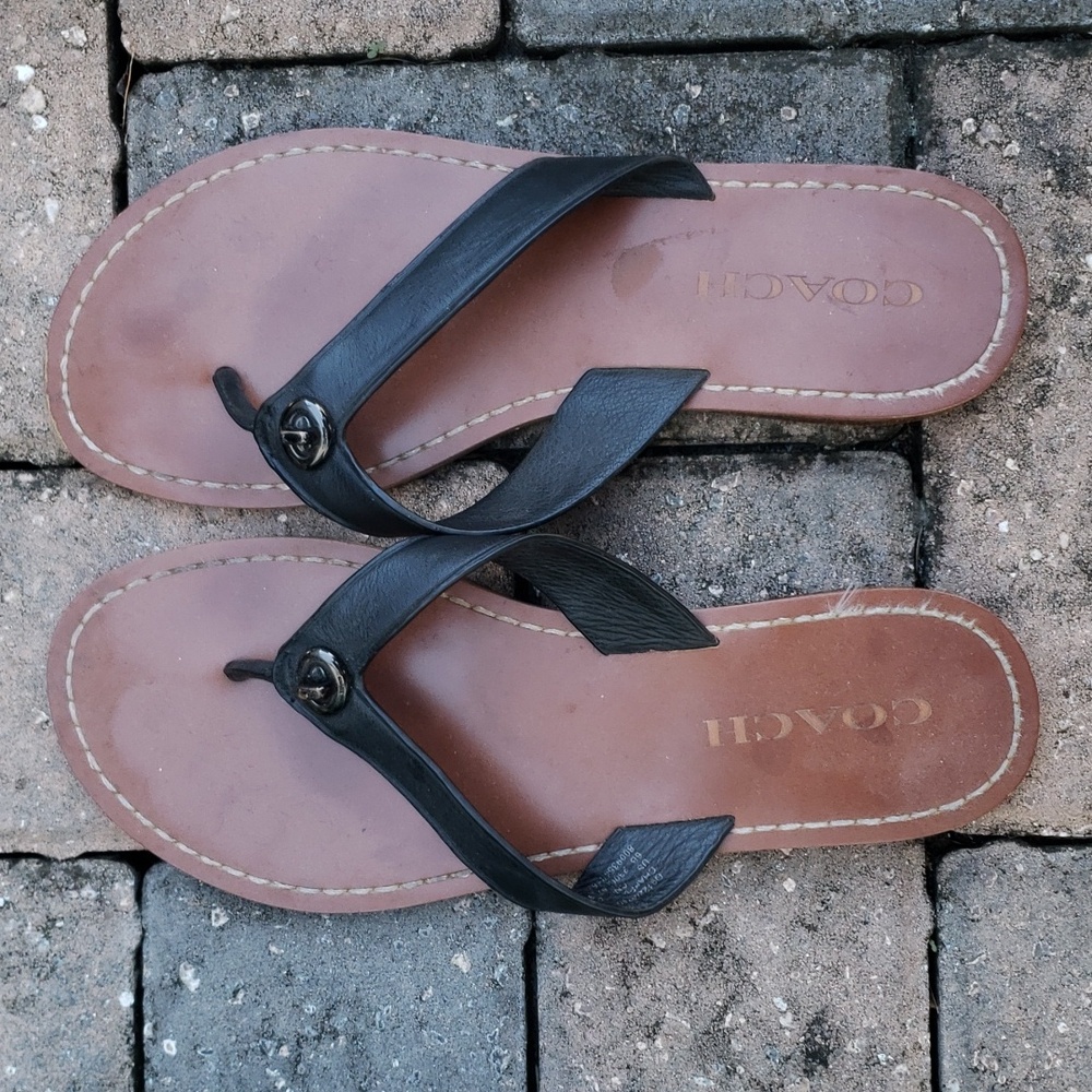 Coach sandals sz 6